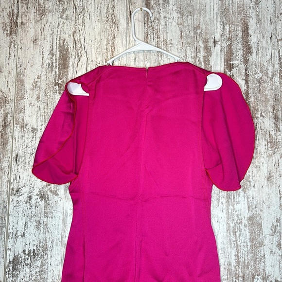 Victoria Beckham
round-neck satin minidress size 4 - Picture 6 of 12